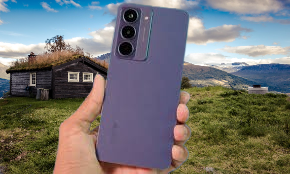 Realme Narzo 80X handing