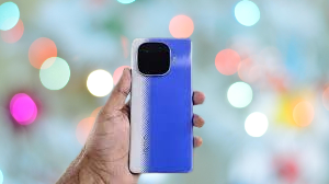 iQOO Neo 10R handing